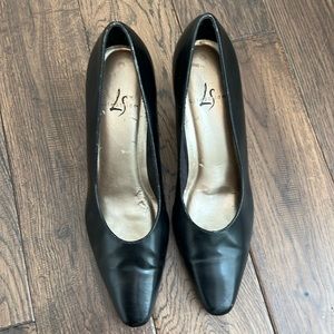 Life Stride Black Heels size 12. 3” heel